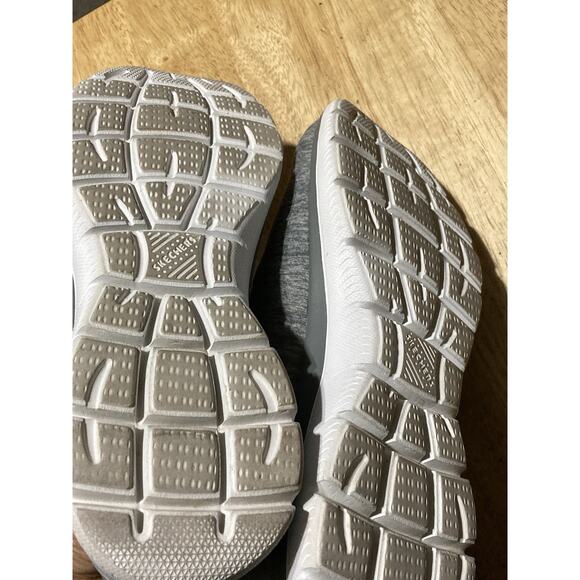 Womens SIZE 8 Skechers Hands-free Slip-Ins Sneakers Shoes Gray Dazzling Haze - Picture 7 of 9